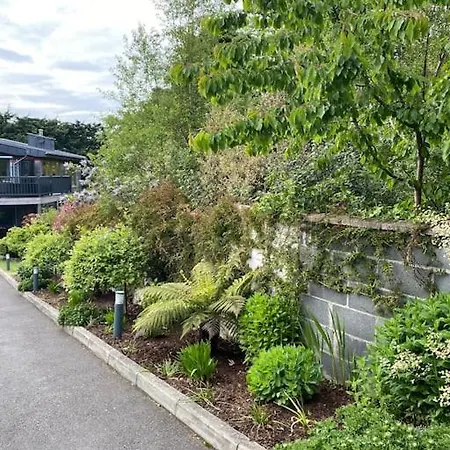 Beautiful Garden With Private Patio And Garden View * Dublin